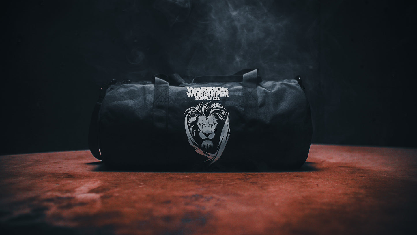 SGT LION DARK CAMO "EVERYDAY" DUFFEL BAG