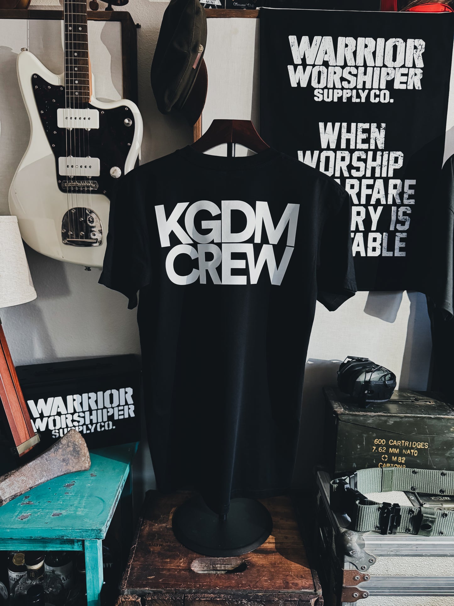 KGDM CREW V1 "PREMIUM" TEE IN BLACK