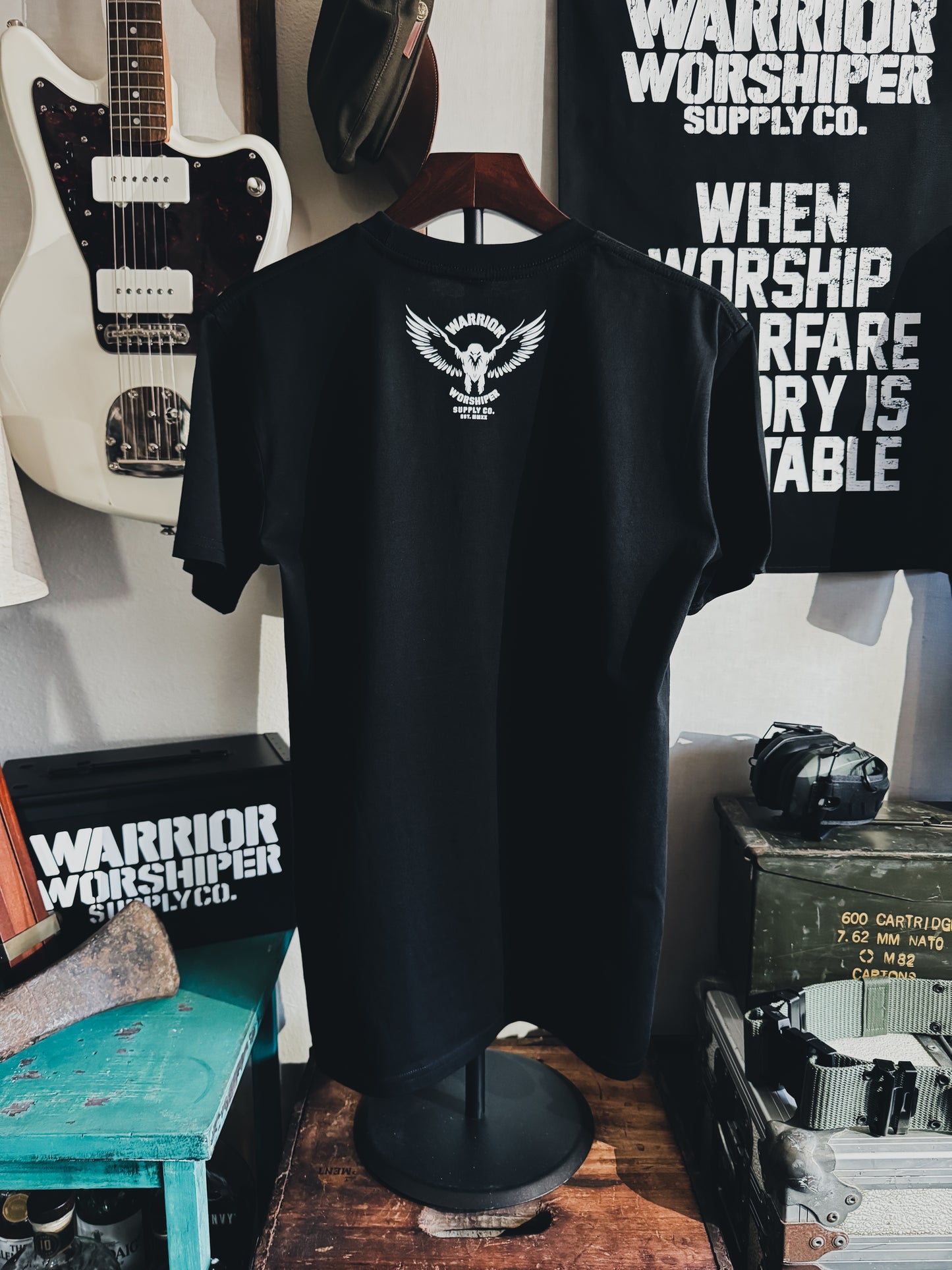 LION EAGLE "PREMIUM" TEE IN BLACK