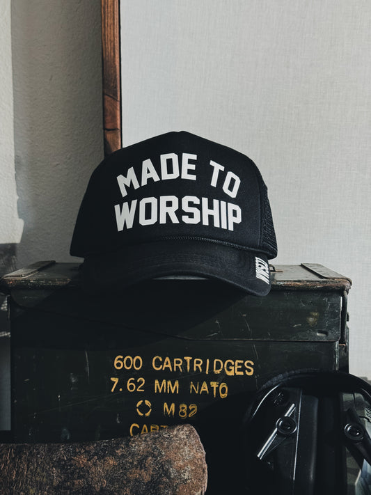 MADE TO WORSHIP TRUCKER HAT IN BLACK