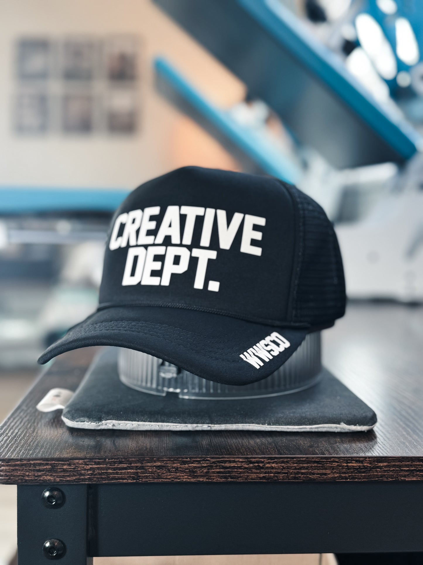 CREATIVE DEPT. V2 - TRUCKER BLK