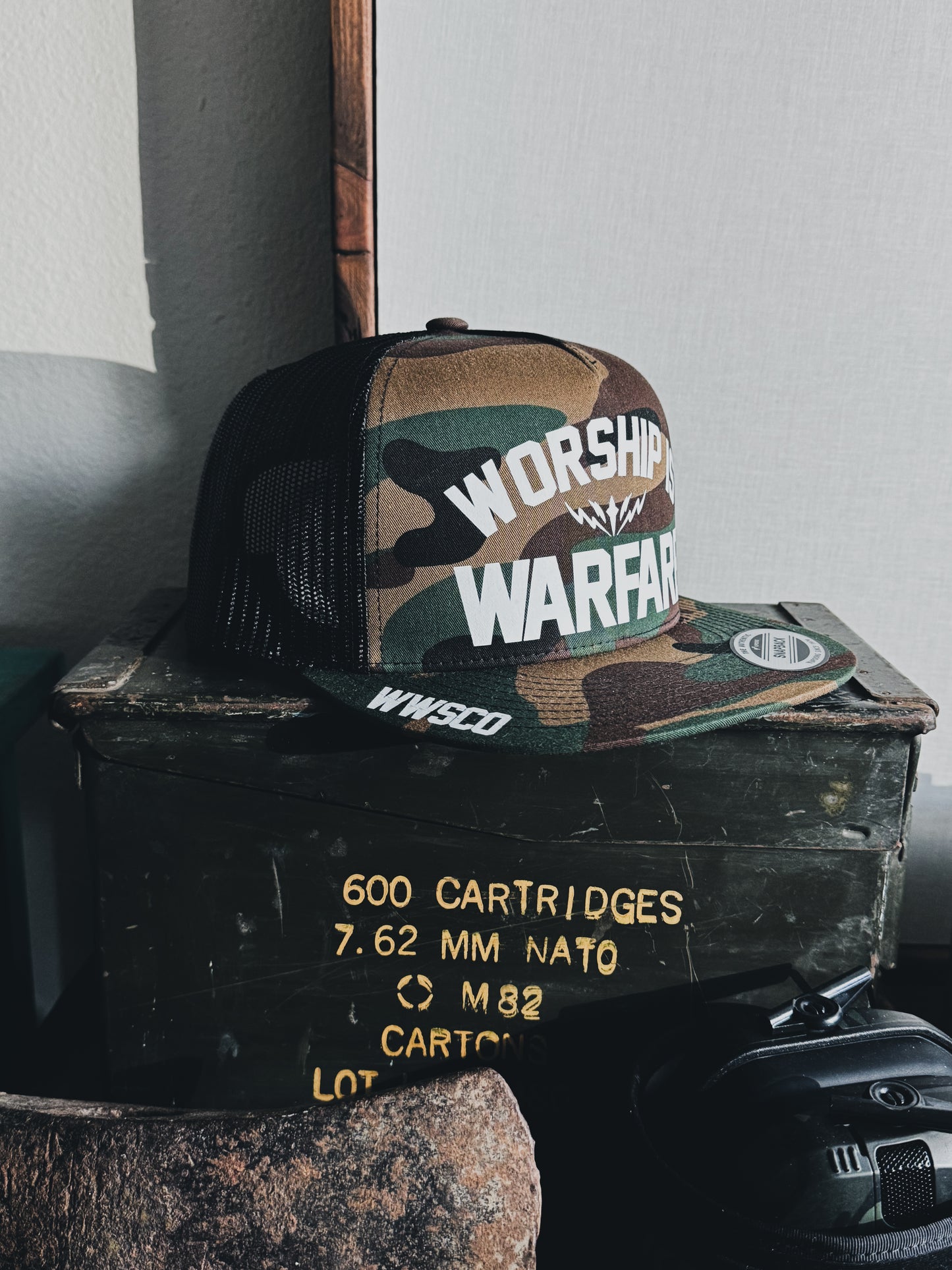 WORSHIP IS WARFARE CAMO SNAPBACK HAT [LIMITED]