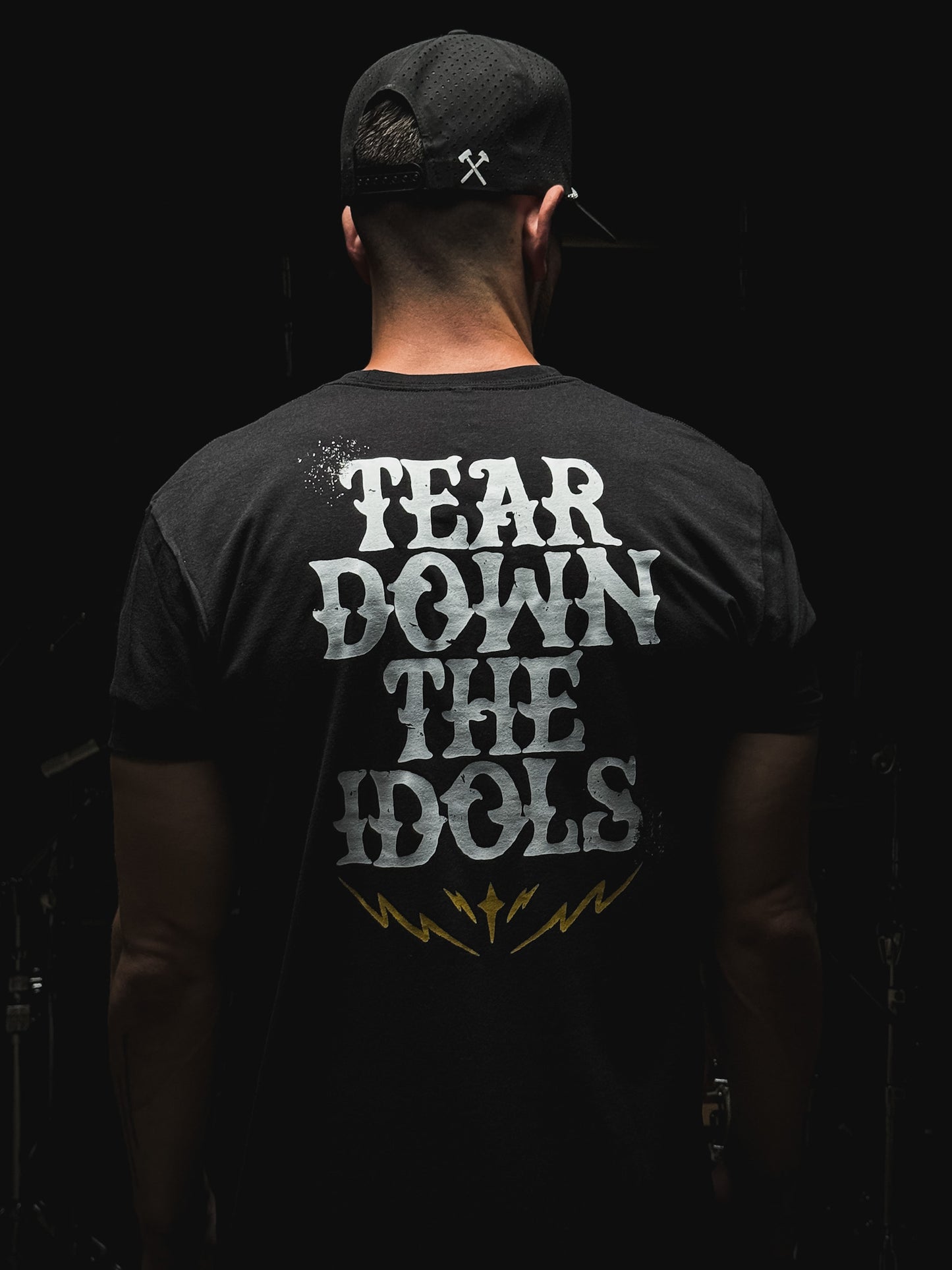 TEAR DOWN THE IDOLS - UNISEX TEE