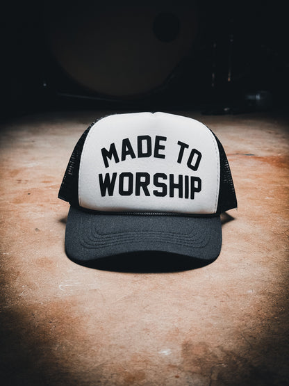 MADE TO WORSHIP - OLD SCHOOL TRUCKER WHT/BLK