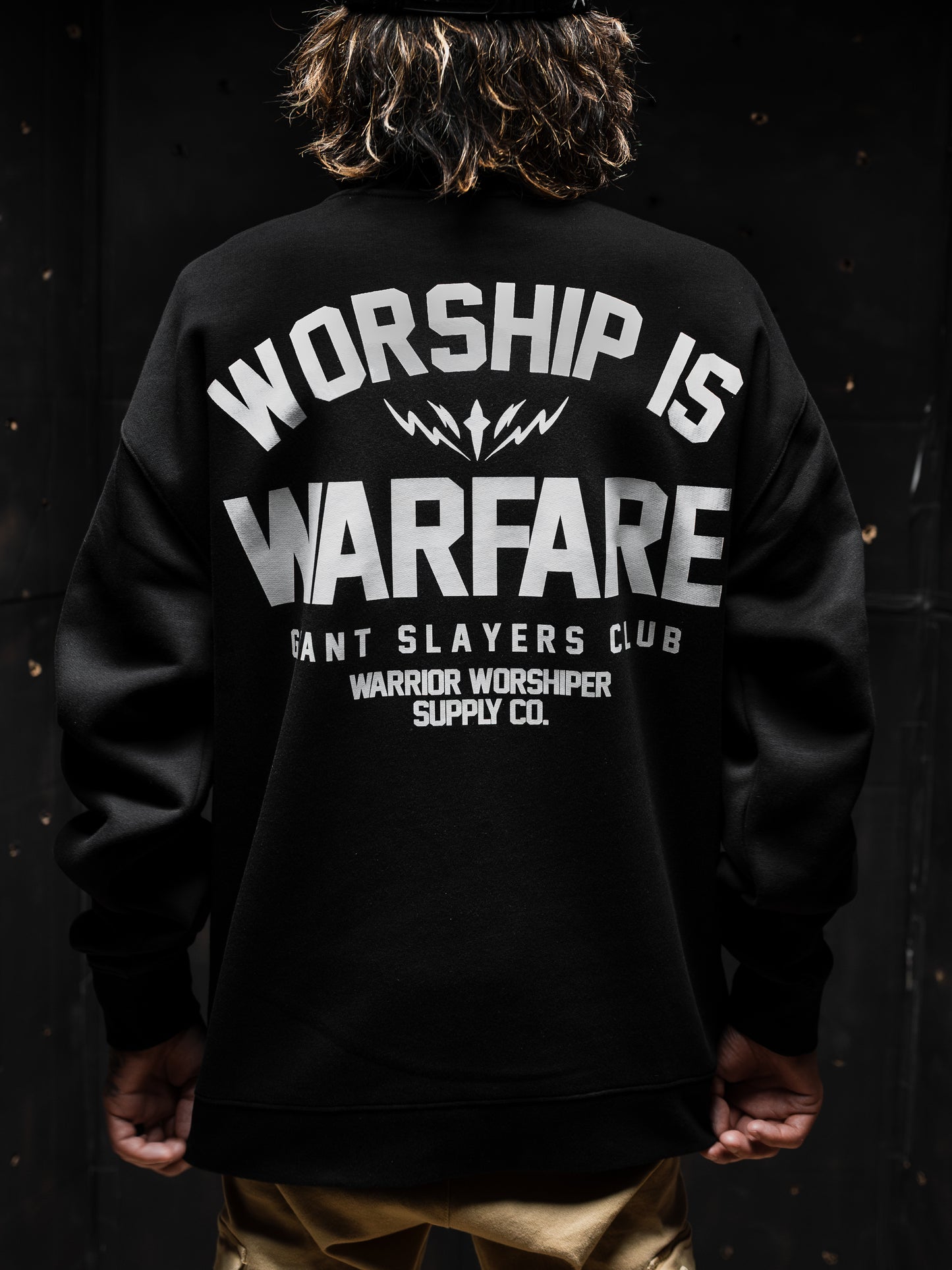 WORSHIP IS WARFARE V2 BACK EDITION "PREMIUM" RELAX FIT SWEATSHIRT IN BLACK