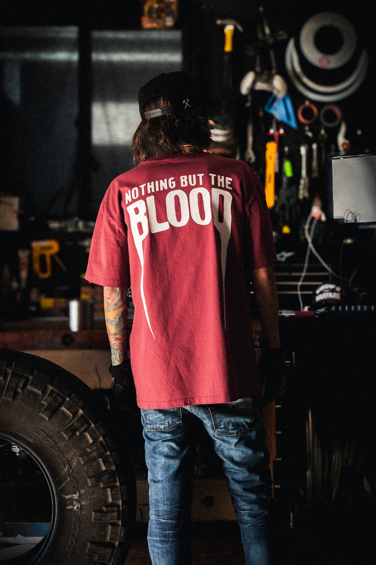 [NEW] NOTHING BUT THE BLOOD HEAVY TEE IN FADED RED 7.1 oz