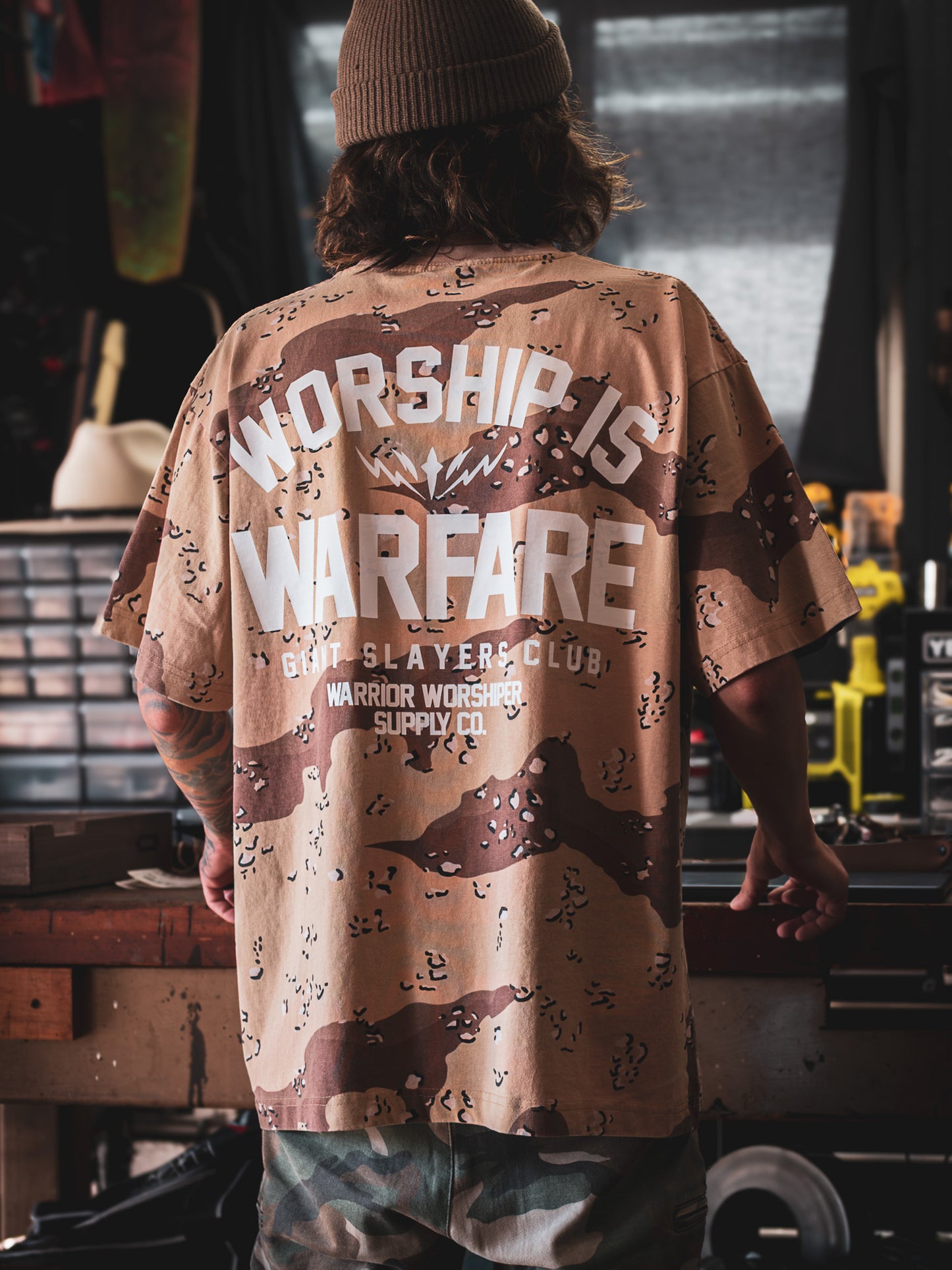 [NEW] WORSHIP IS WARFARE V2 OVERSIZED BOX TEE 7.5 oz IN VINTAGE DESERT CAMO