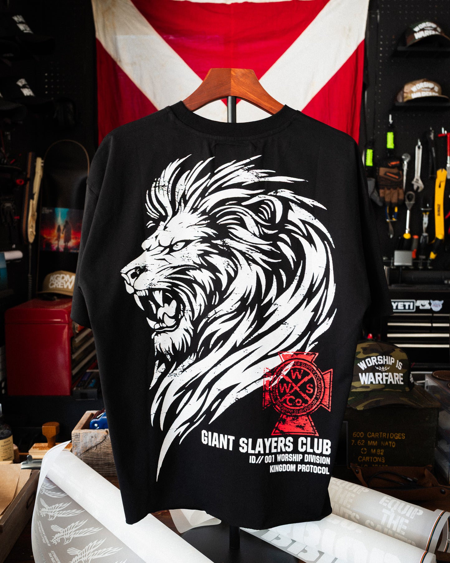 [NEW] ROARING LION  "PREMIUM" OVERSIZED "RAW EDGE" CROP HEAVY TEE IN BLACK